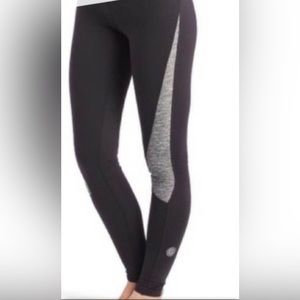 PURÉ BARRE LANEY BY SPLITS59 leggings NWOT LARGE